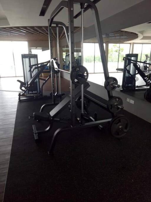 Ss Condostay Residensi Lili, Nilai Nearby Klia, Usim - Infinity Pool, Wifi, Smart Tv Exterior foto